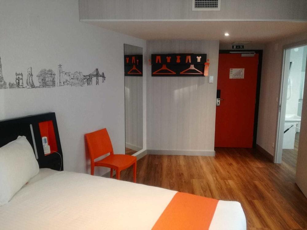 Easyhotel 2* Lisboa